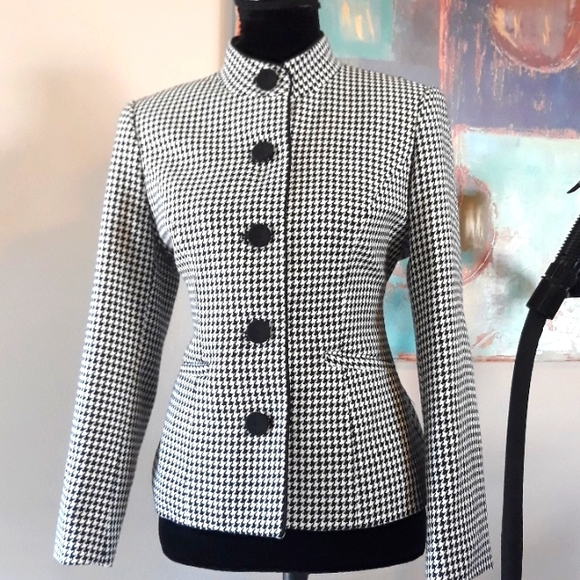 Vintage Petite Sophisticate Button Front Houndstooth Blazer Black/ White Size 8P - Picture 4 of 11